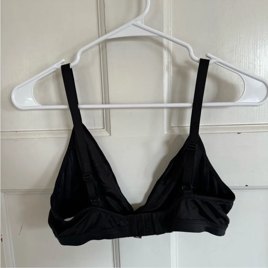 Victoria’s Secret black triangle bralette size large - Image 7