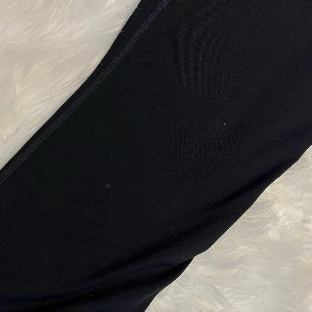 New Balance Black Athletic Workout Leggings Women’s size XL ruching at bottom - Image 13