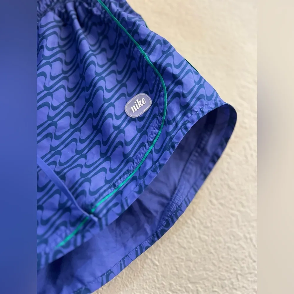 Nike Tempo 3.5" Clash 2.0 Women's Running Shorts size XXL like new condition - Image 10