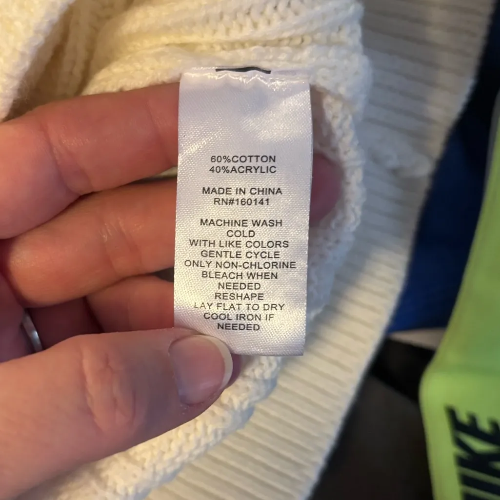 NWT 89th & Madison Cable Sweater Vest sz L White Size L - Image 4