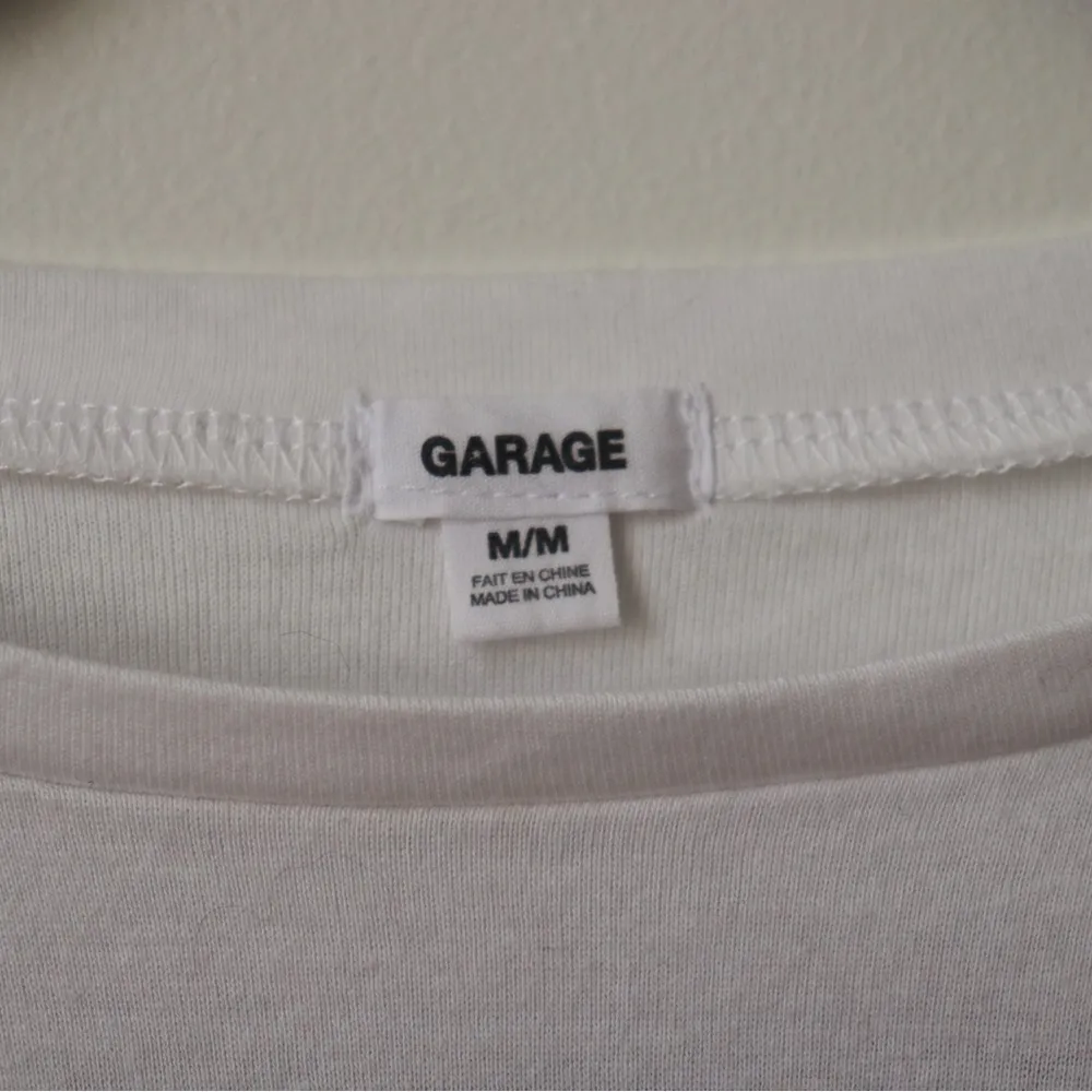 Garage Stormi tee - Image 6