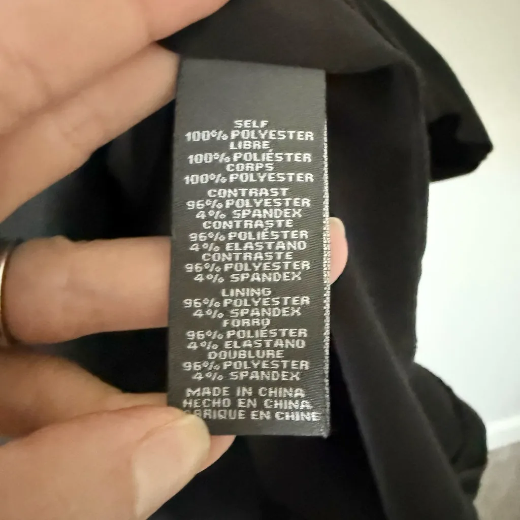 Vince Camuto Cap Sleeve Sheath Dress in Black with Contrast Piping - Size 4 - Image 7