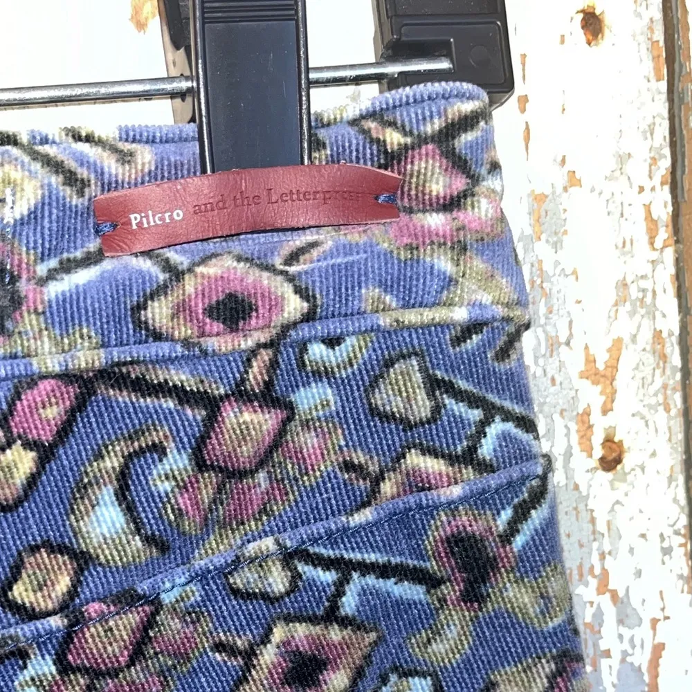 Pilcro and the Letterpress corduroy pants size 25 High Rise Skinny Fun print - Image 6