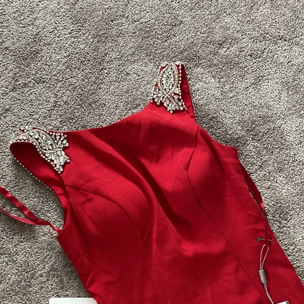 Marsoni by Colors Red Embellished Formal Gown SIZE 6 – Sleeveless Evening Dress - Image 9