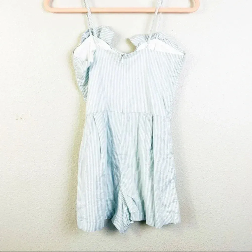 THREADS 4‎ THOUGHT Light Blue Pinstripe Romper Size Small - Image 4