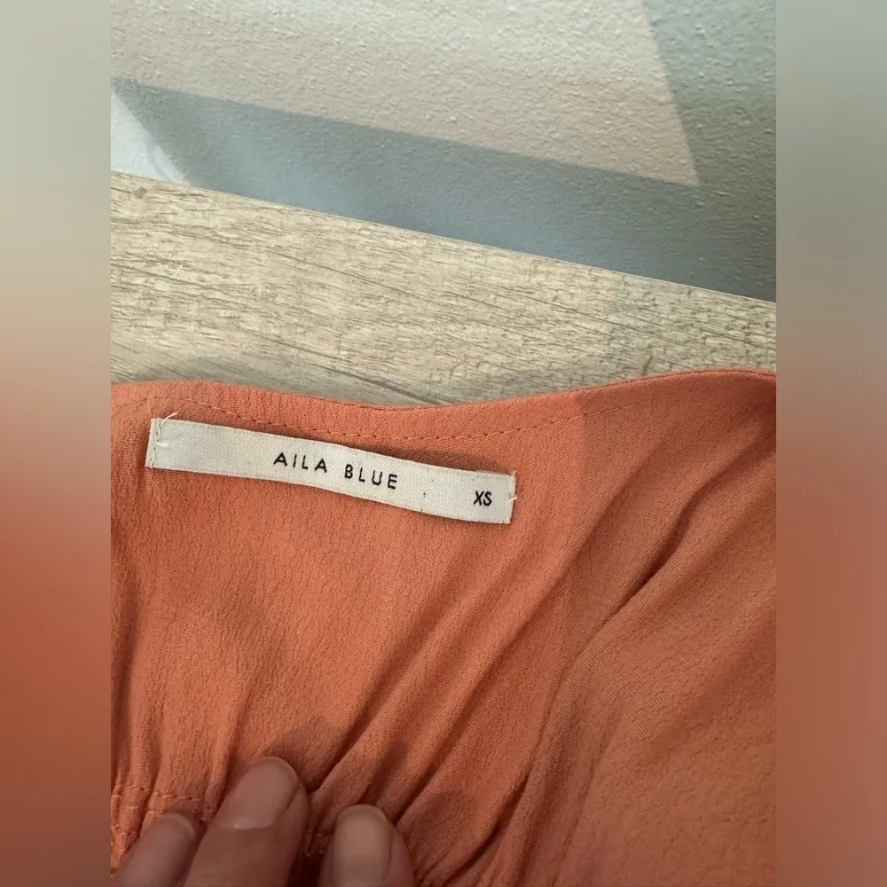 Aila Blue Carlyle Dress Blush Tie Front Sleeveless Size XS *READ SPOT - Image 9