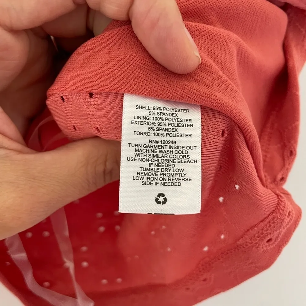 Wallflower Size Medium NWT Cropped top - Image 6