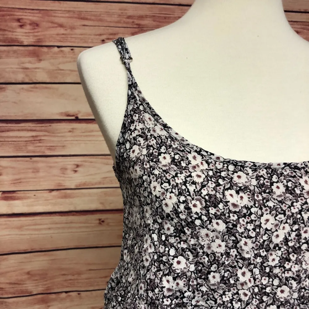 Brandy Melville Floral Tank Top, One Size - Image 3