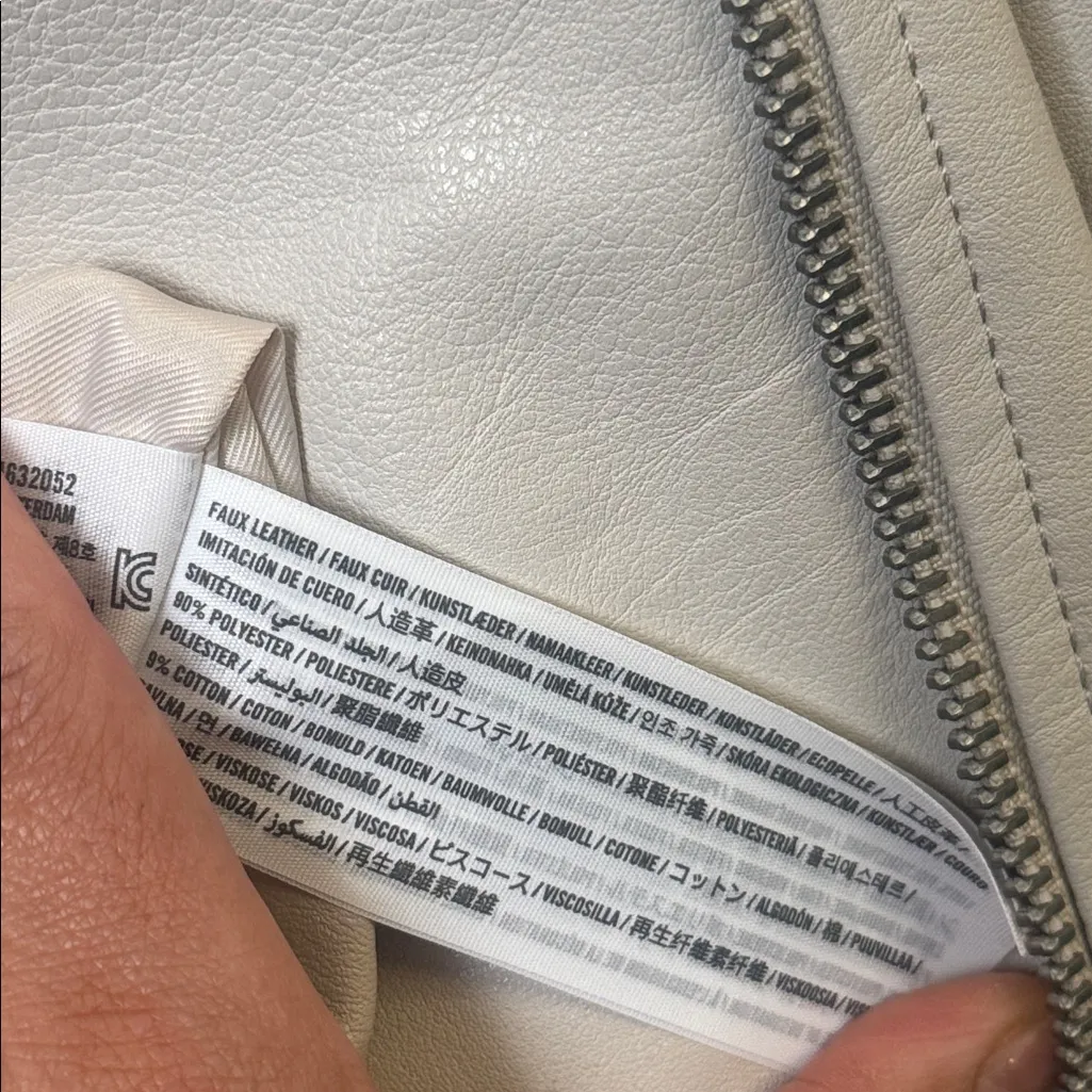 Abercrombie & Fitch moto jacket off white - vegan Leather XL - Image 5