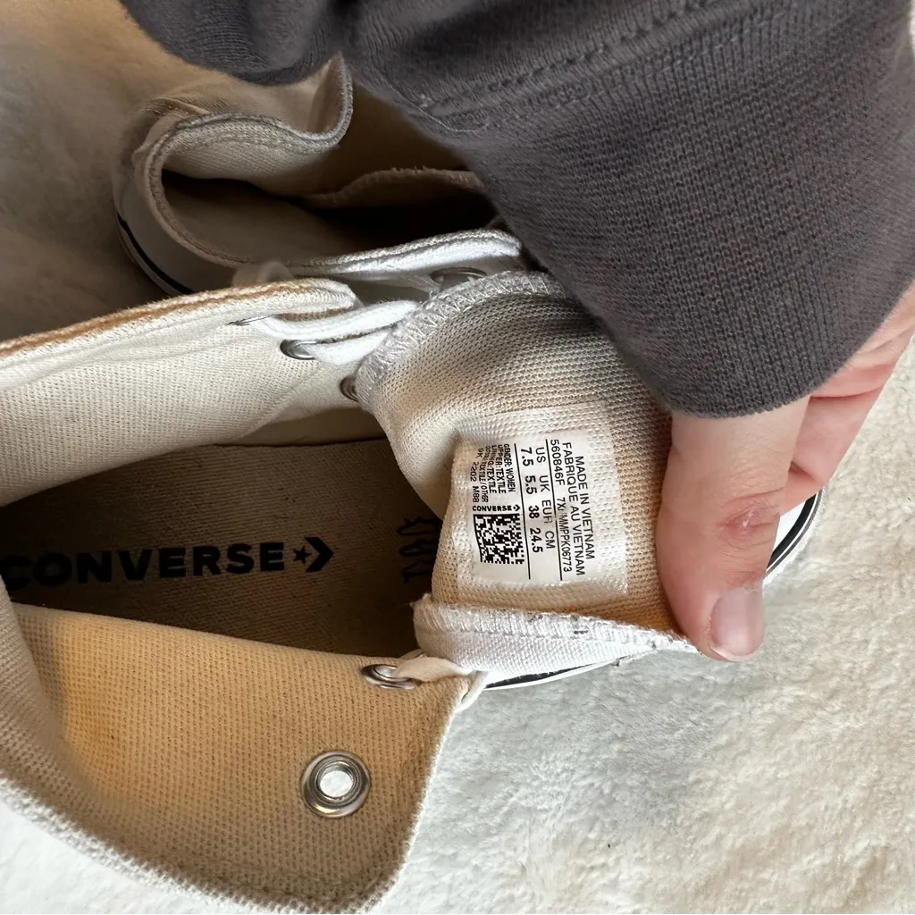 Converse White Platform Sneakers Women’s Size 7.5 - Image 11