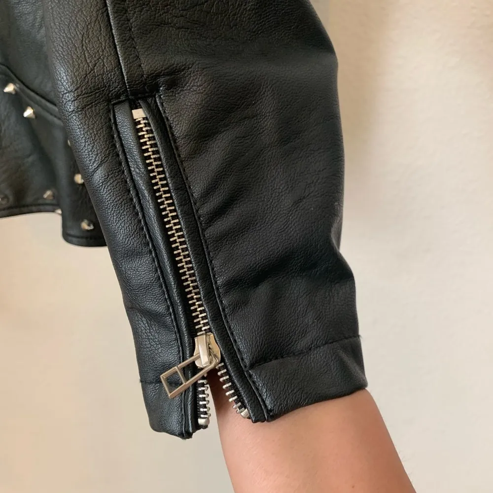 Cisono Embroidered Patch Rose Jacket Black Size M - Image 6