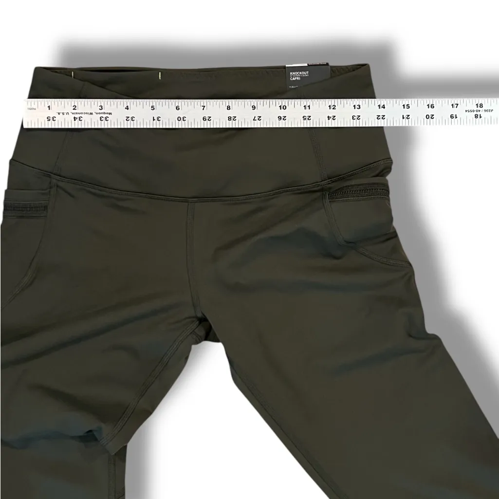 NWT VICTORIA SECRET GREEN KNOCKOUT CAPRI SPORT MESH TRIM INSERT PANTS Medium - Image 4