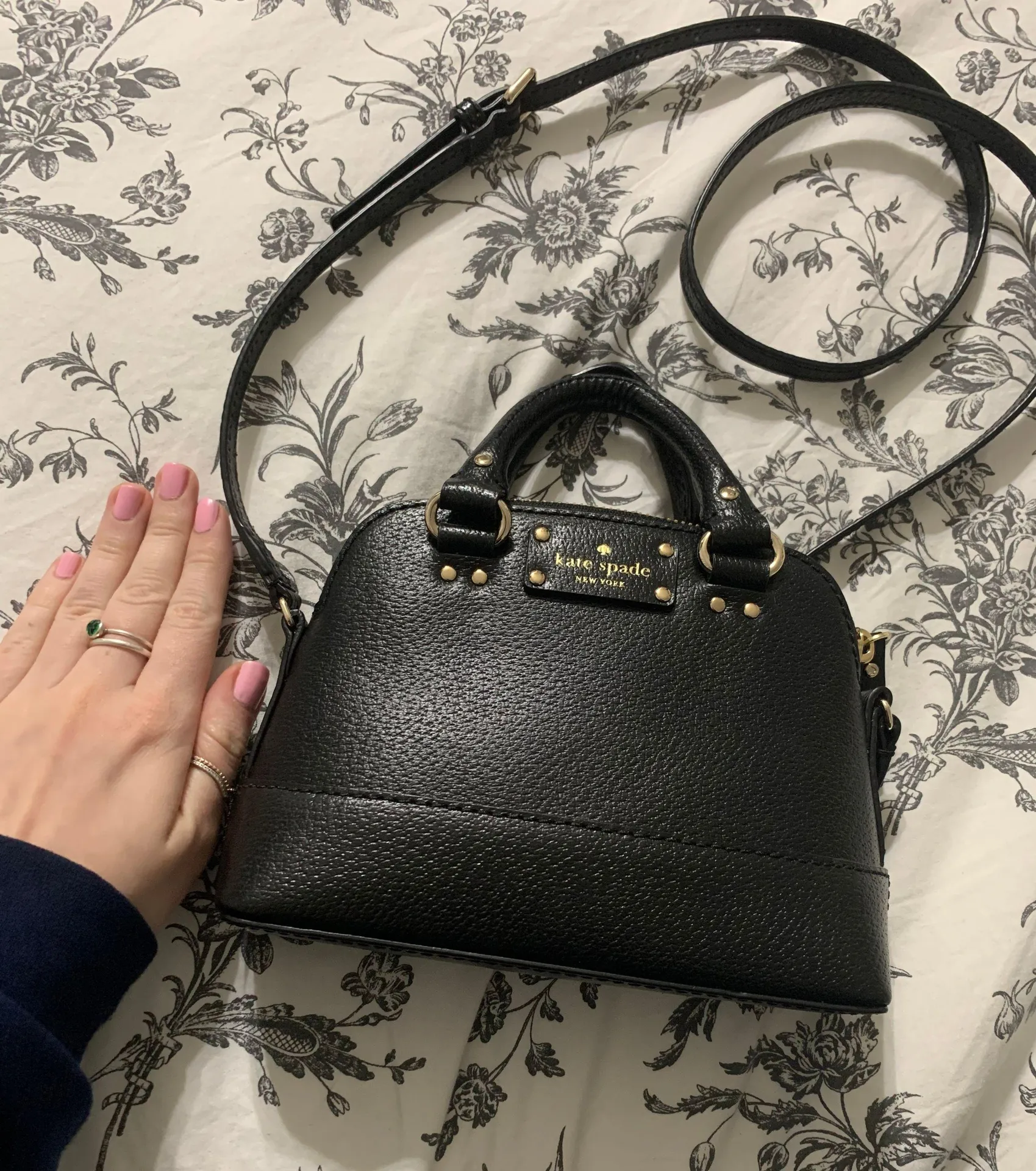 Black Cross Body - Image 4