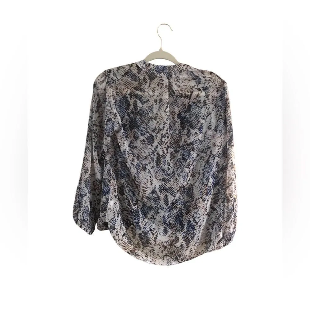 Veronica M Small Long Sleeve V Neck Blouse - Image 7