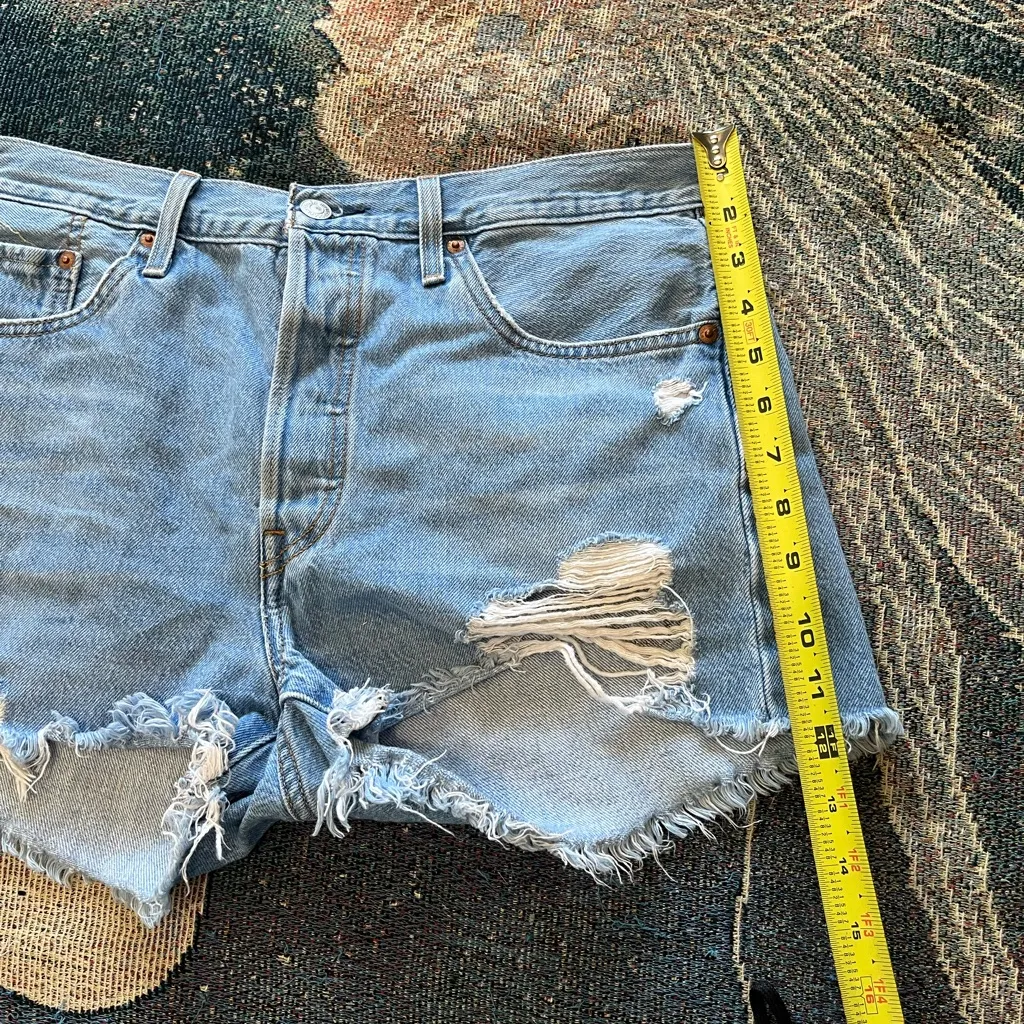 Levi’s 501 High-Waist Button-Fly Distressed Jean Shorts W29 90s Y2K Streetwear - Image 11