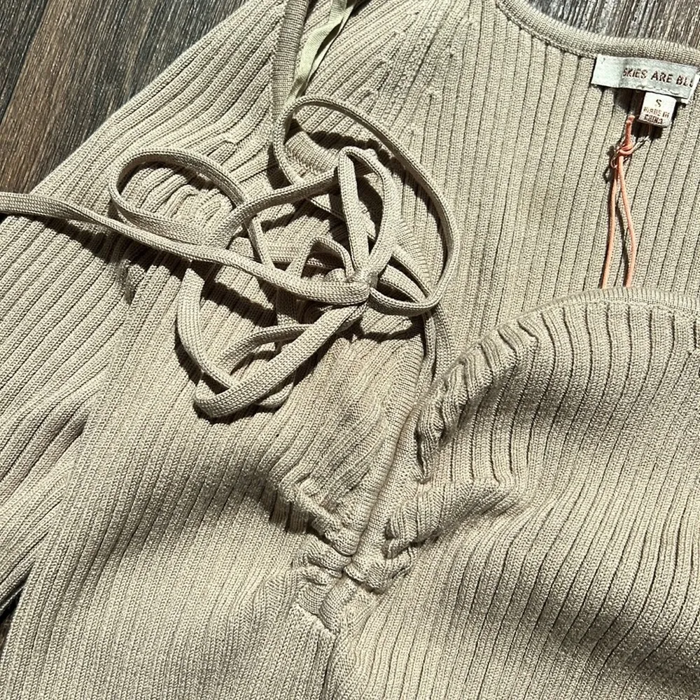 Skies are Blue Ribbed Sweater - Image 2