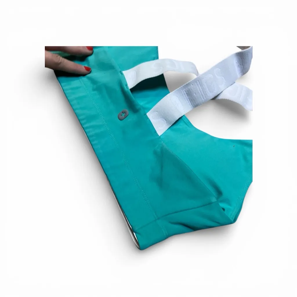 FIGS  Green Performance Underscrub Sports Bra – Size Small - Image 4