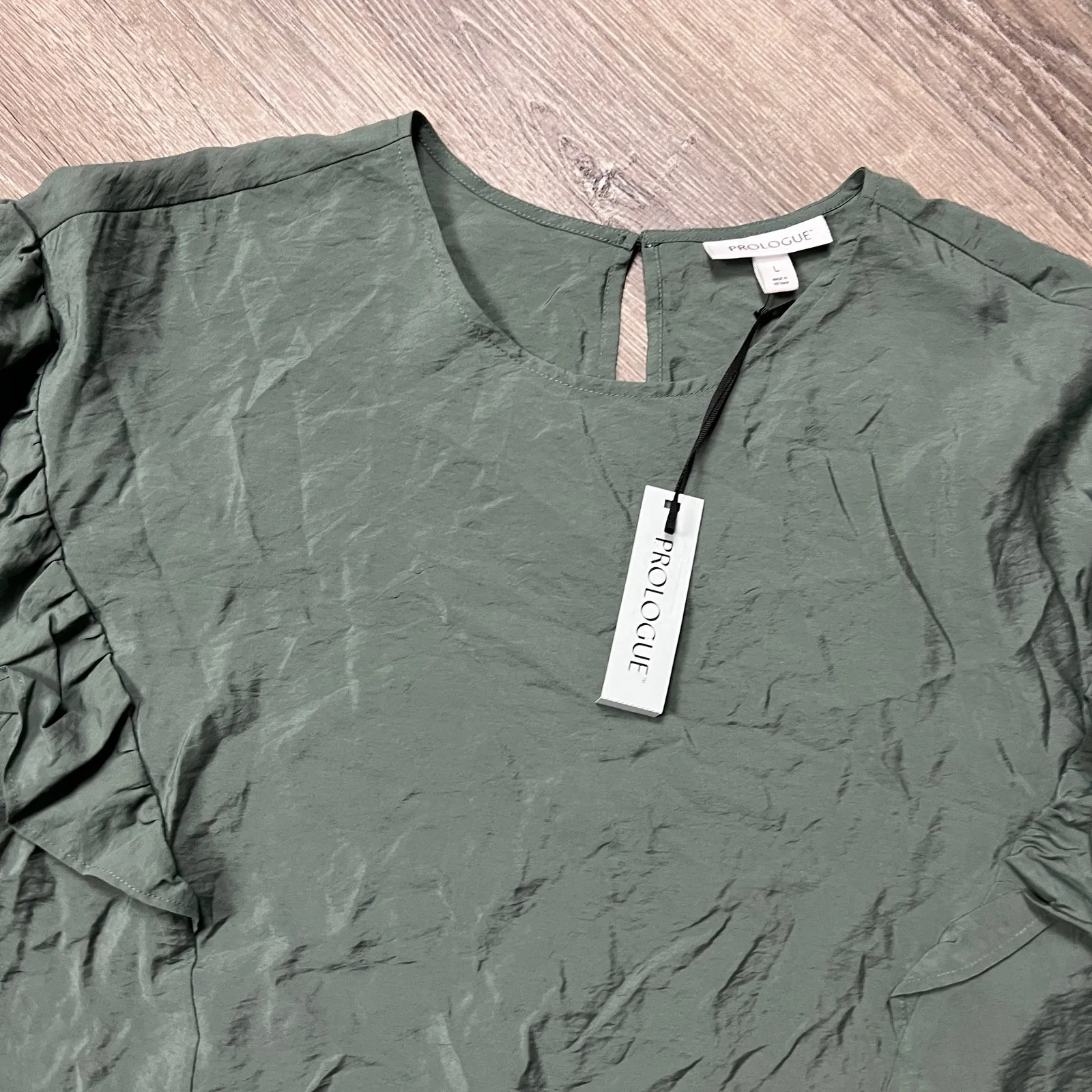 Prologue Women's Green Bishop Long Sleeve Ruffle Top - Size Large - NWT - Image 3