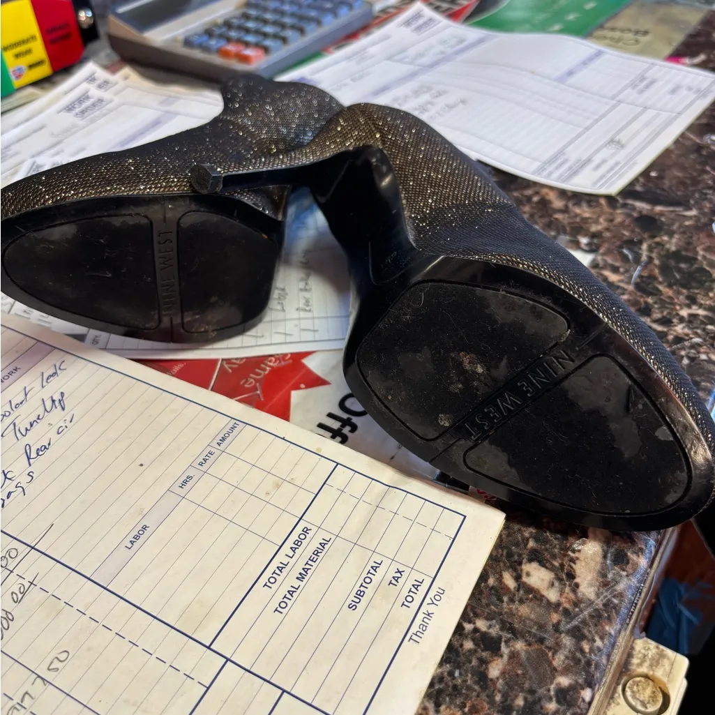 Nine West Black Glitter Heels - Image 5