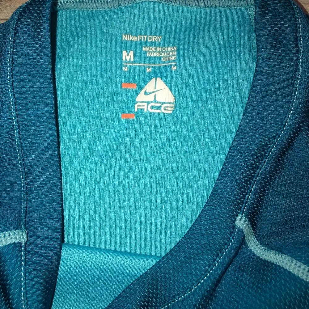 Nike FIT DRY, Acg size medium - Image 5