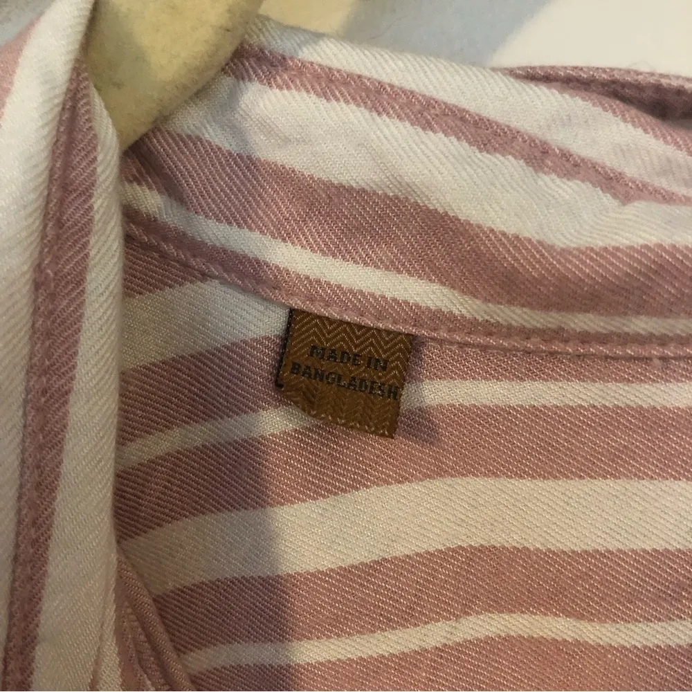 women’s large button up shirt pink white striped long sleeve - Image 9