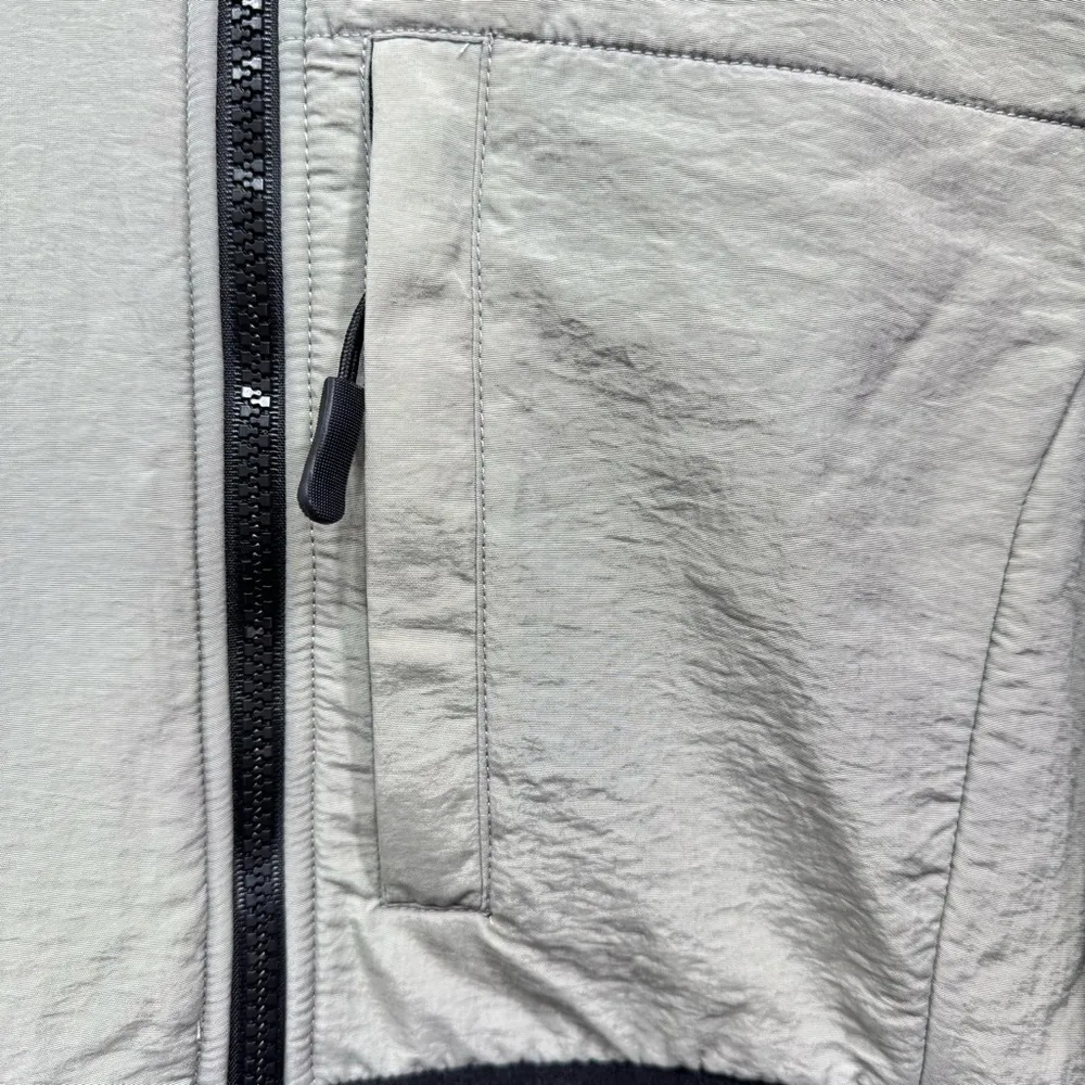 Exotic Identity Black Fleece and Khaki Colorblock Zip Front Jacket Size Small - Image 10