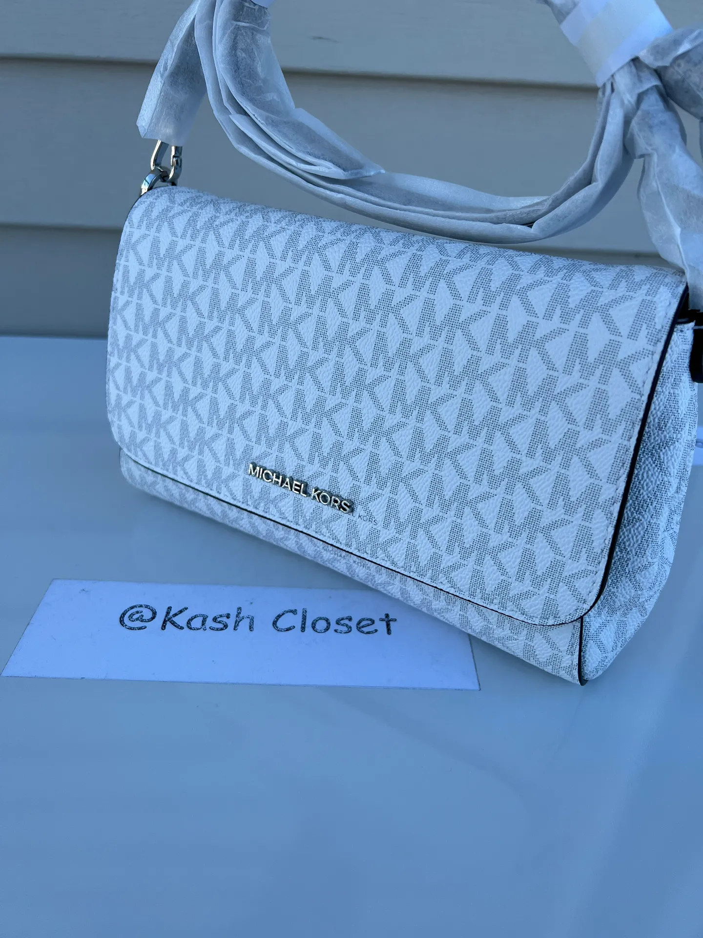 MK Jet Set MD Logo Convertible Crossbody Clutch Bag - Bright White - Image 7