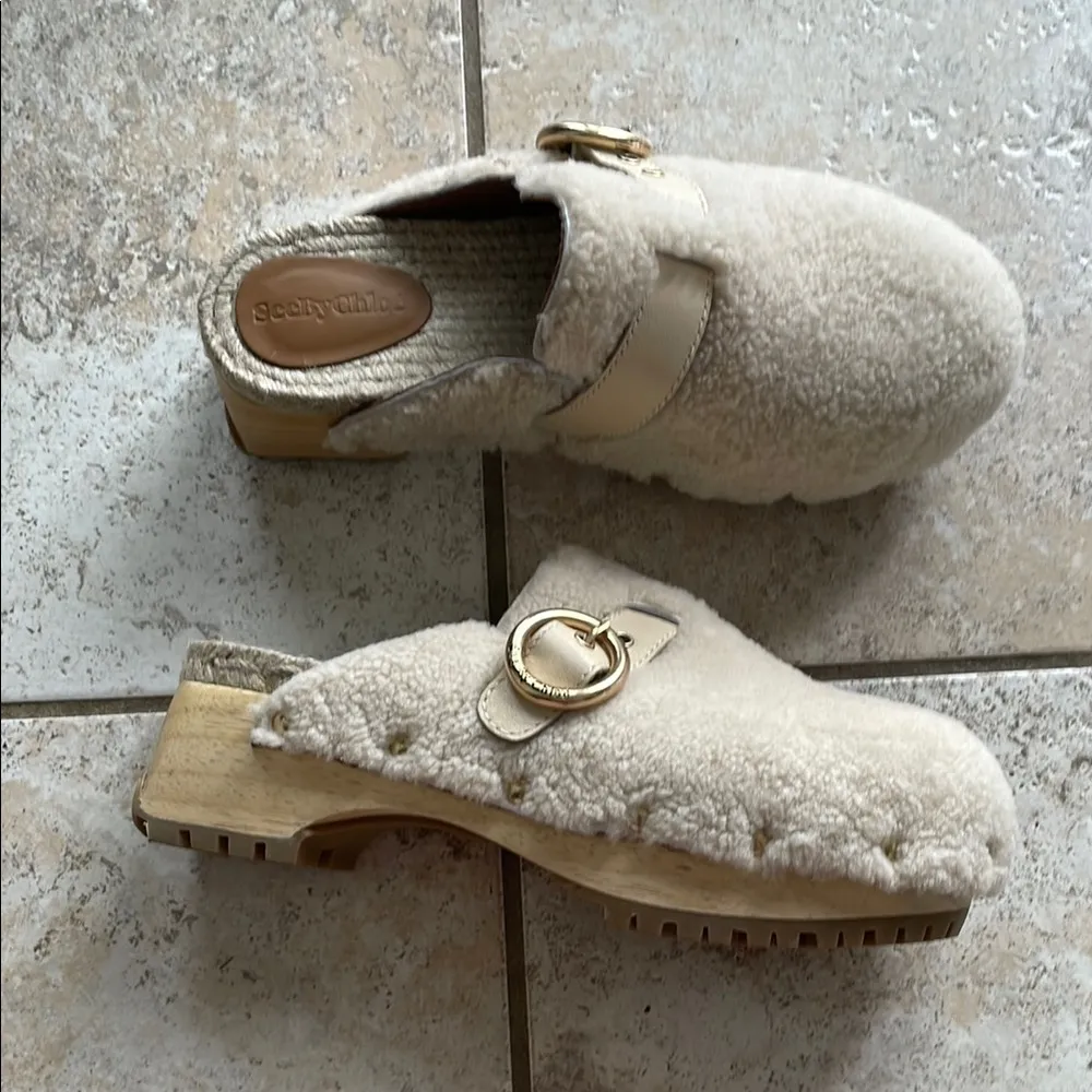 SEE BY CHLOE Viviane Shearling Clogs in Natural - Image 2