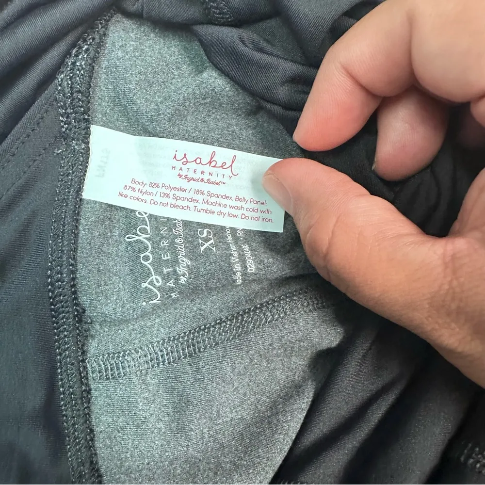 Ingrid & Isabel Gray Leggings Modern Athletic Design Size undefined - Image 7