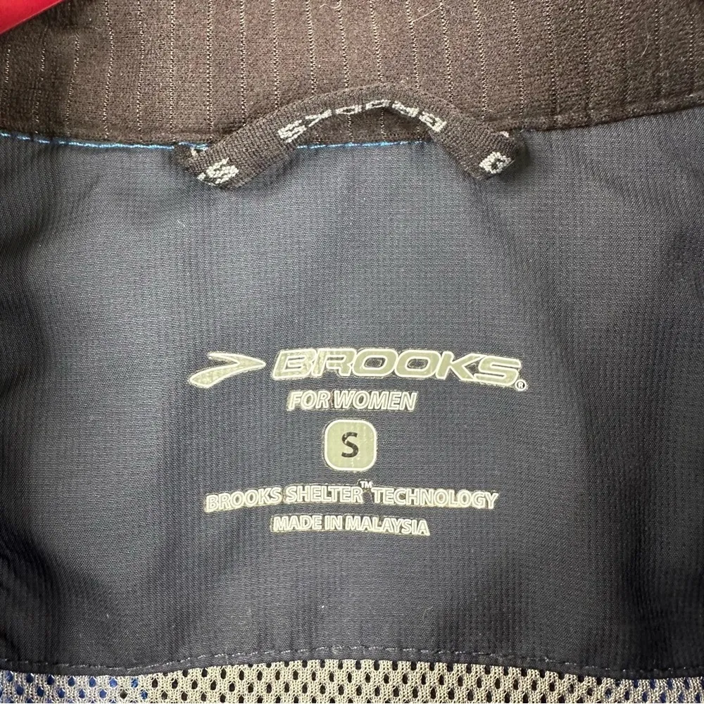 Brooks Infiniti Jacket Womens Small Blue Windbreaker Full Zip Running Outdoors - Image 7