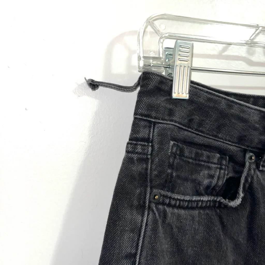 Women’s Black Urban Outfitters Denim Mom Jeans Size: W28/M - Image 2