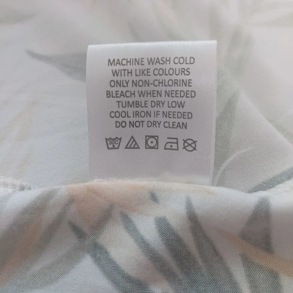 Caribbean Joe Orange and Green Tropical Swim Cover NWOT Size Small - Image 7