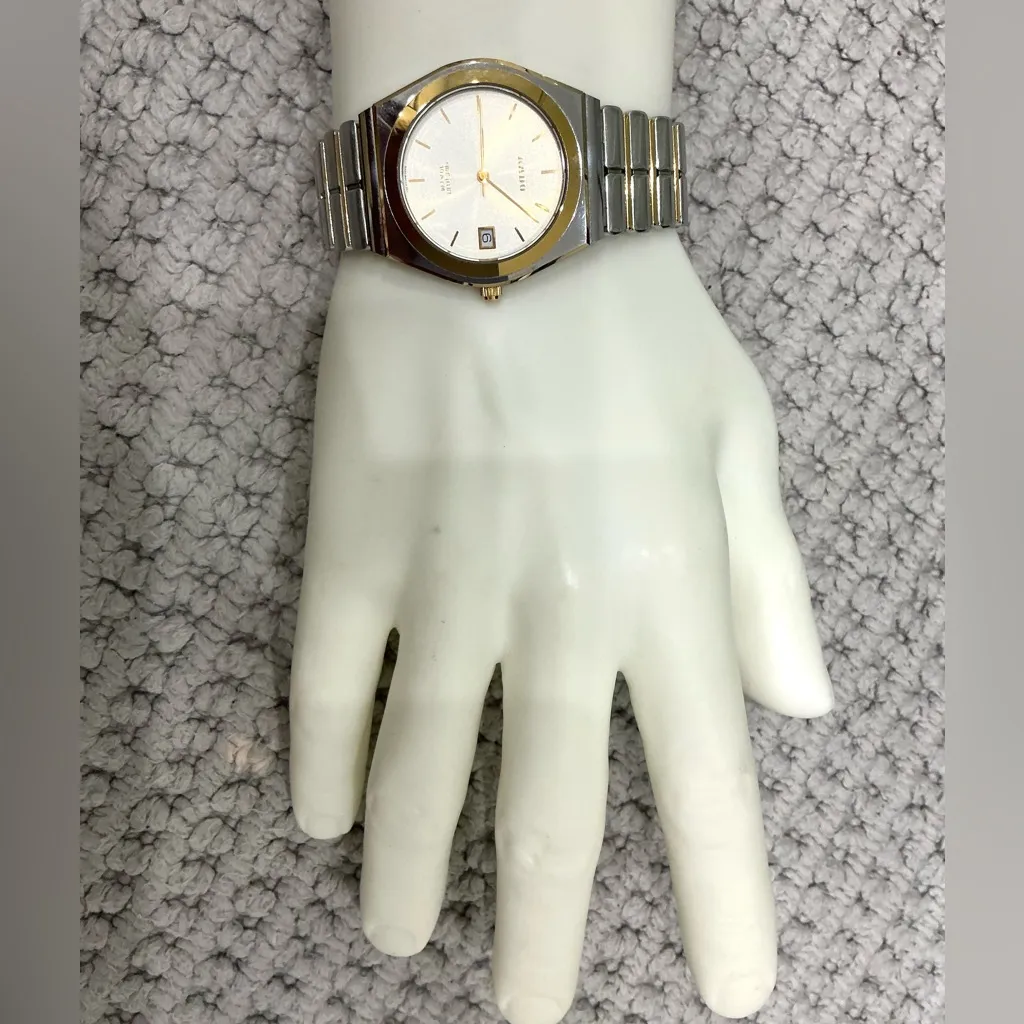 Dressy RADO watch unisex ❤️💙 Silver - Image 9