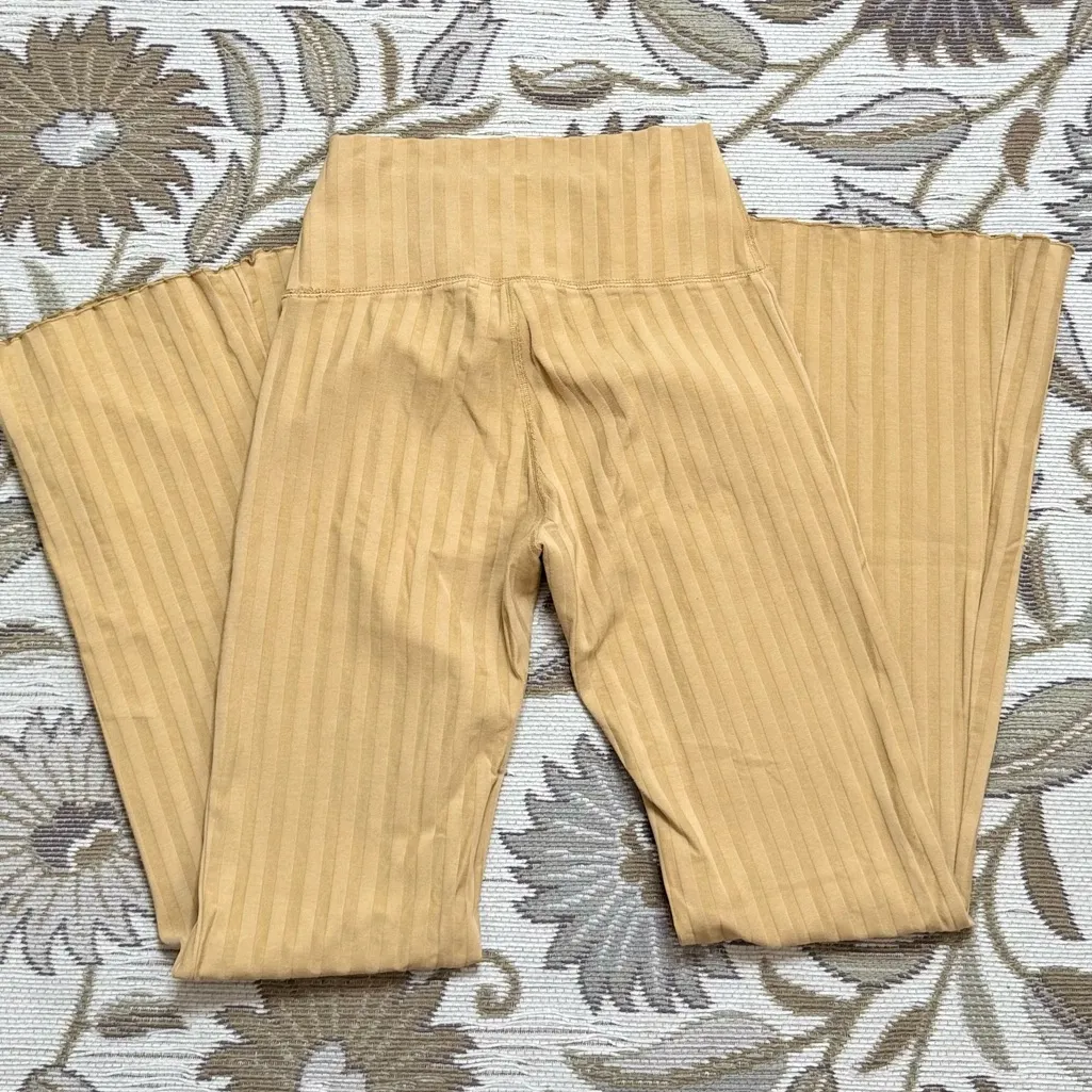 Offline Aerie OG Flare Leggings Pants Hi-Rise Groovy M Medium - Image 3