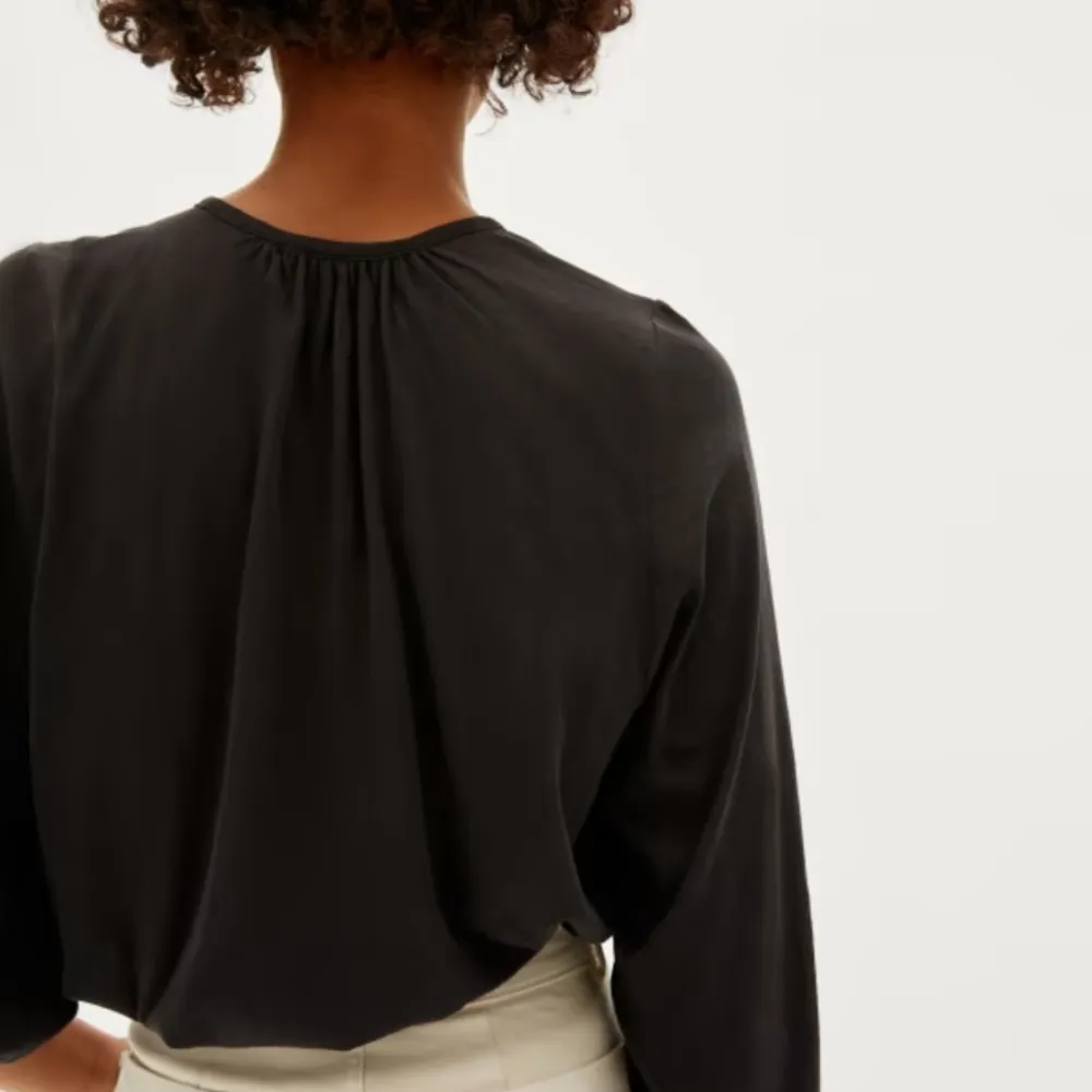 Everlane The Air Poet Tee Long Sleeve Shirt Black Size XSmall - Image 5