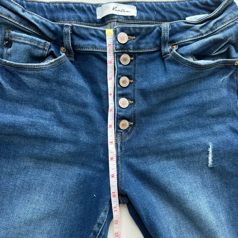 Kancan Women’s size 15/31 buttonfly Raw Hem Denim Jeans - Image 6