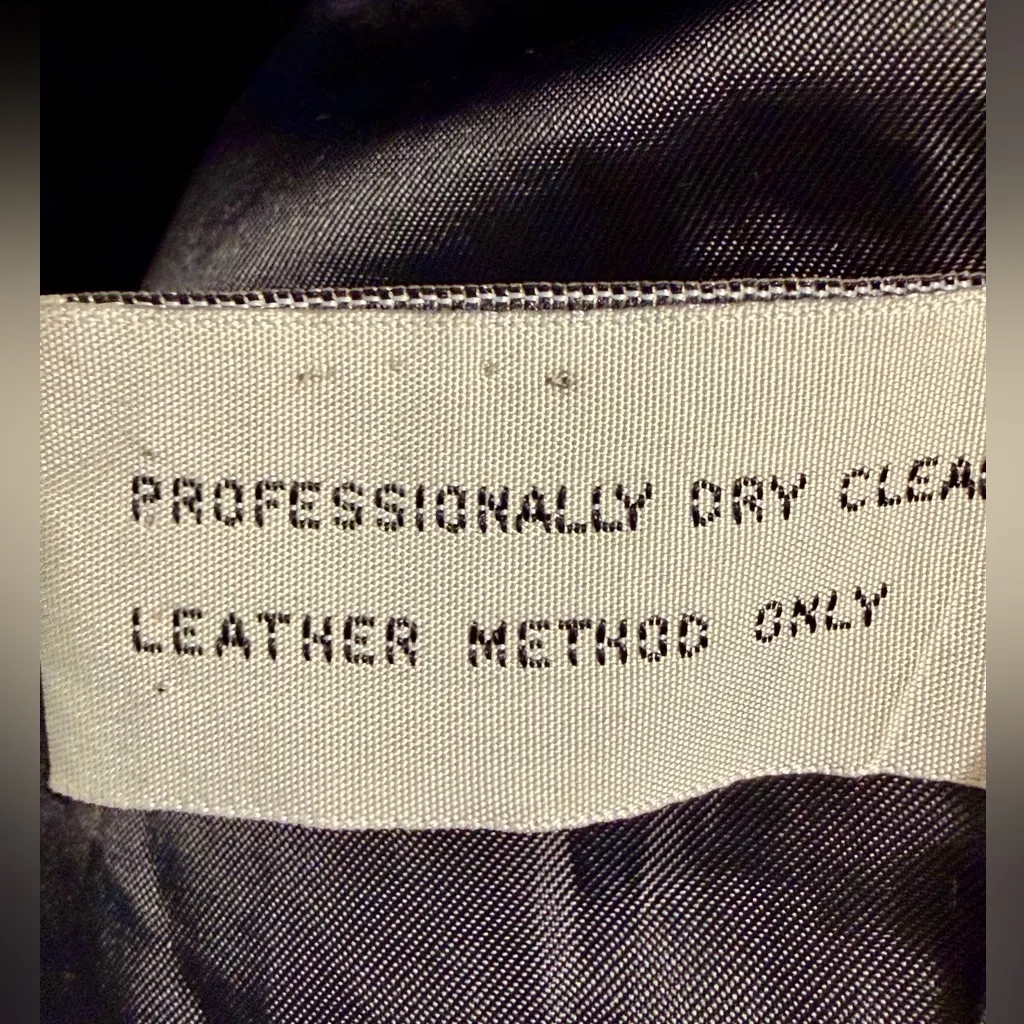 Preston & York Classic Black Leather Jacket - Image 9