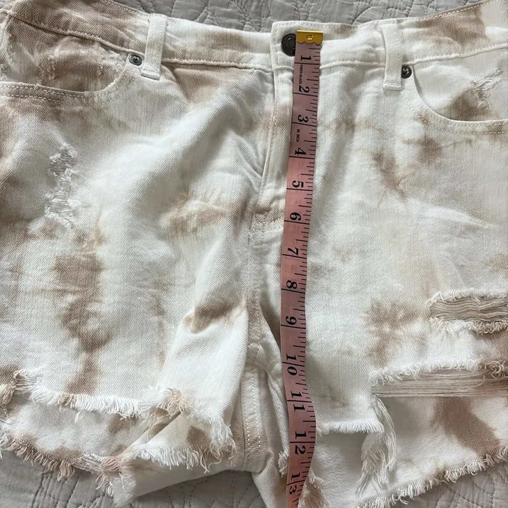 Aerie Denim Shorts Tie Dye Distressed Raw Hem White Tan Size L - Image 7