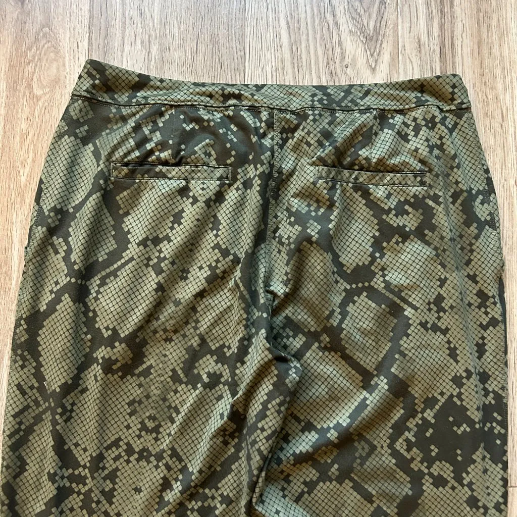 Lululemon Jet Crop Slim Luxtreme in Ziggy Snake Fatigue Green Gator Green Size 8 - Image 11