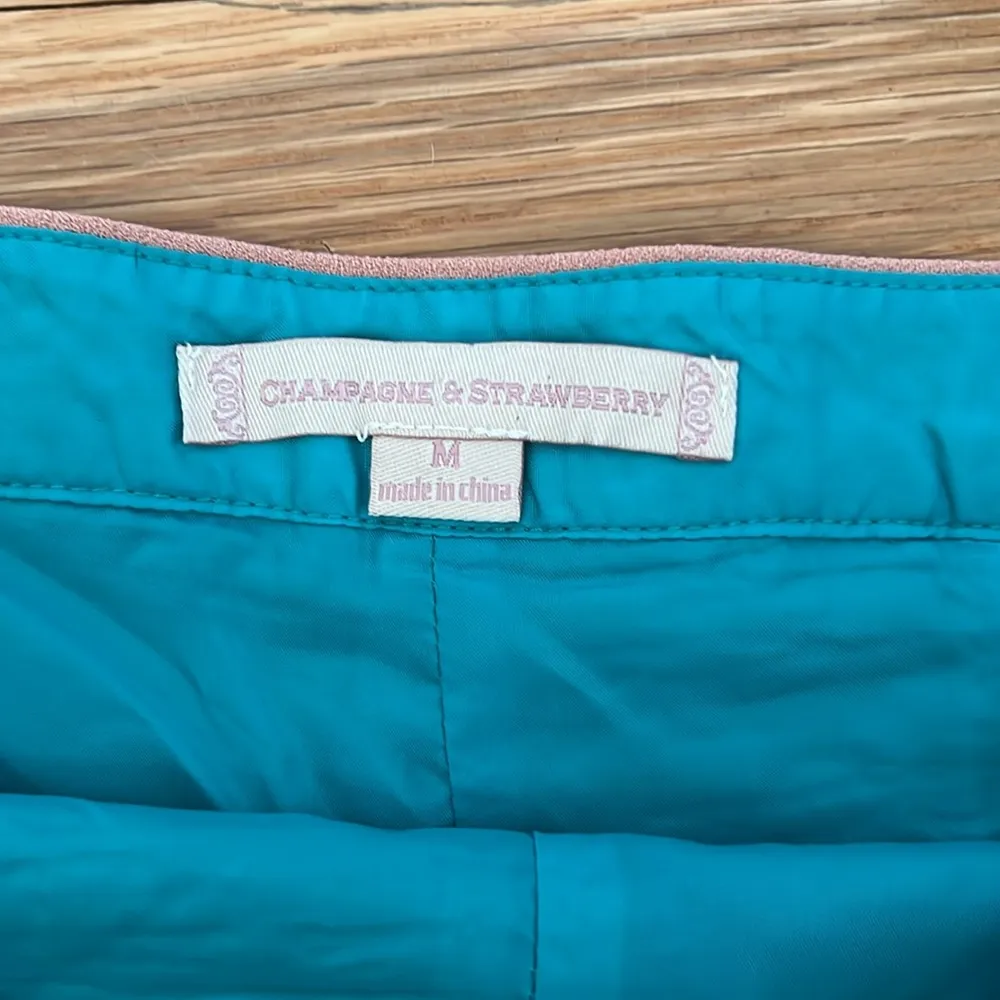 Champagne and strawberry tweeted shorts Green Size M - Image 3