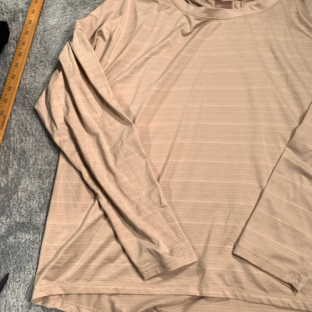 CALIA by Carrie Underwood Women's Beige Long Sleeve Top Size 2X - Image 2