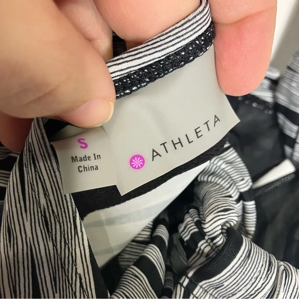 Athleta printed Kiki swim dress black & white womens size small shelf bra padded - Image 9