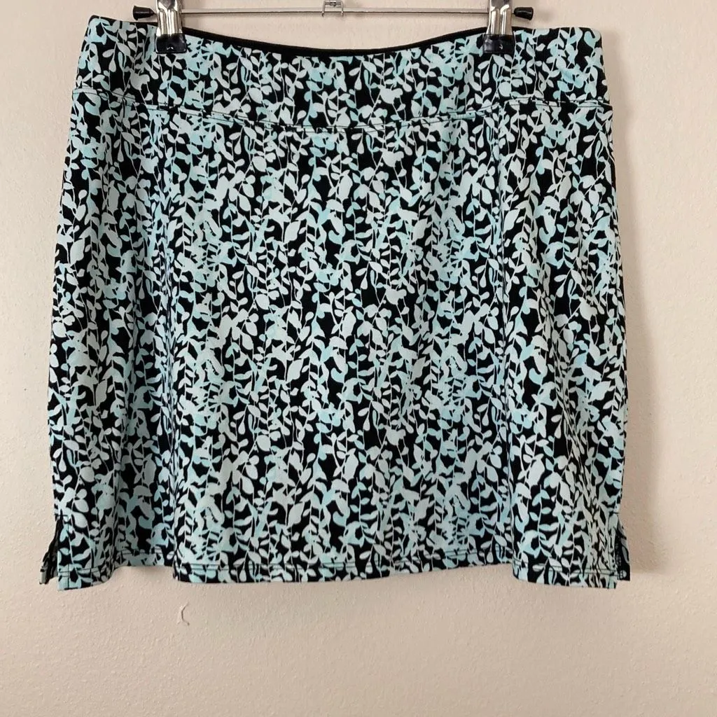 Tranquility Athletic Skirt with Shorts Size Medium‎ (L12) Green - Image 2