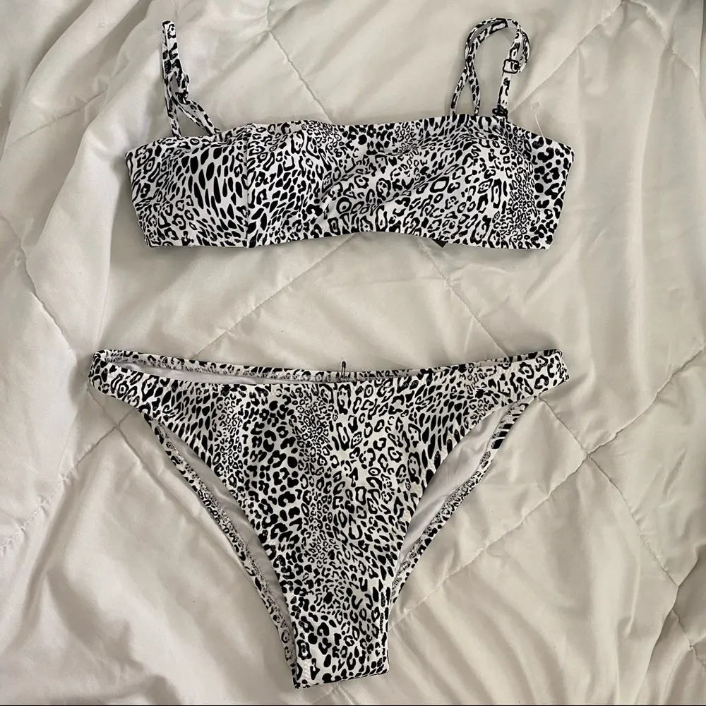 NWT Kendall and Kylie spotted bikini - Image 2