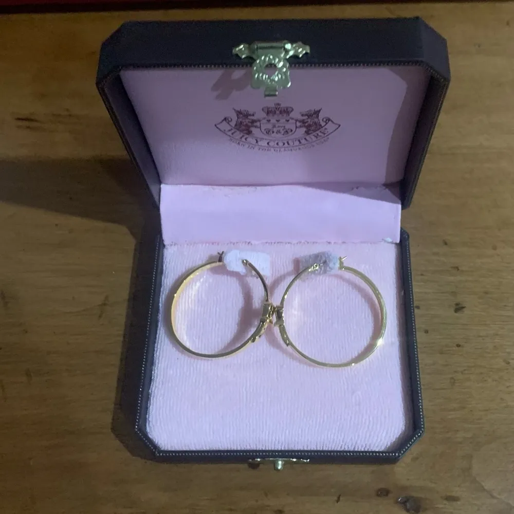 Rare Retro Juicy Couture Pam & Gela Belt Buckle Themed Gold Hoop Earrings - Image 2