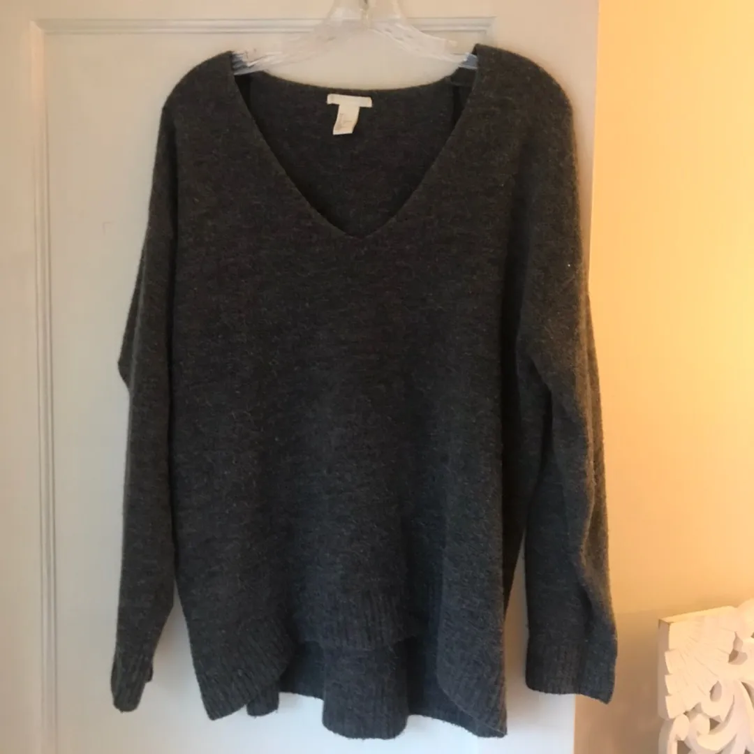 H&M Super Comfy Sweater - Image 4