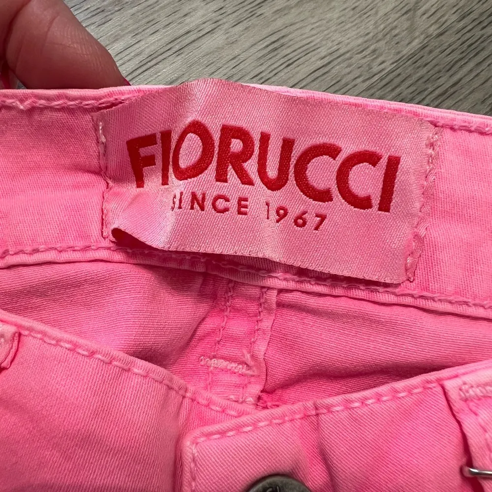 Fiorucci Hot Pink Angel Jeans size 26 - Image 3