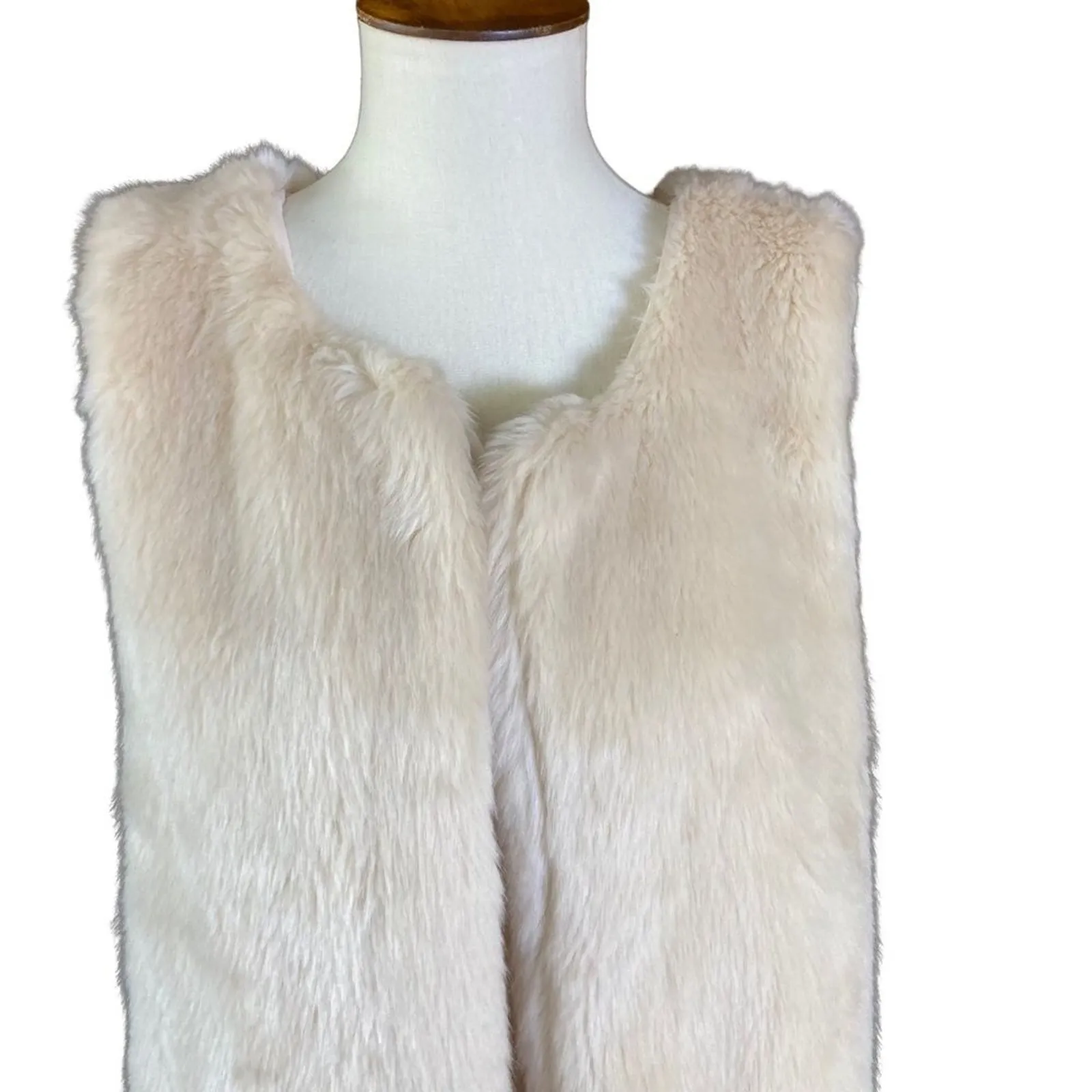 Signature Studio Women's Vest Sz S Cream Faux Fur Open Front - Image 2
