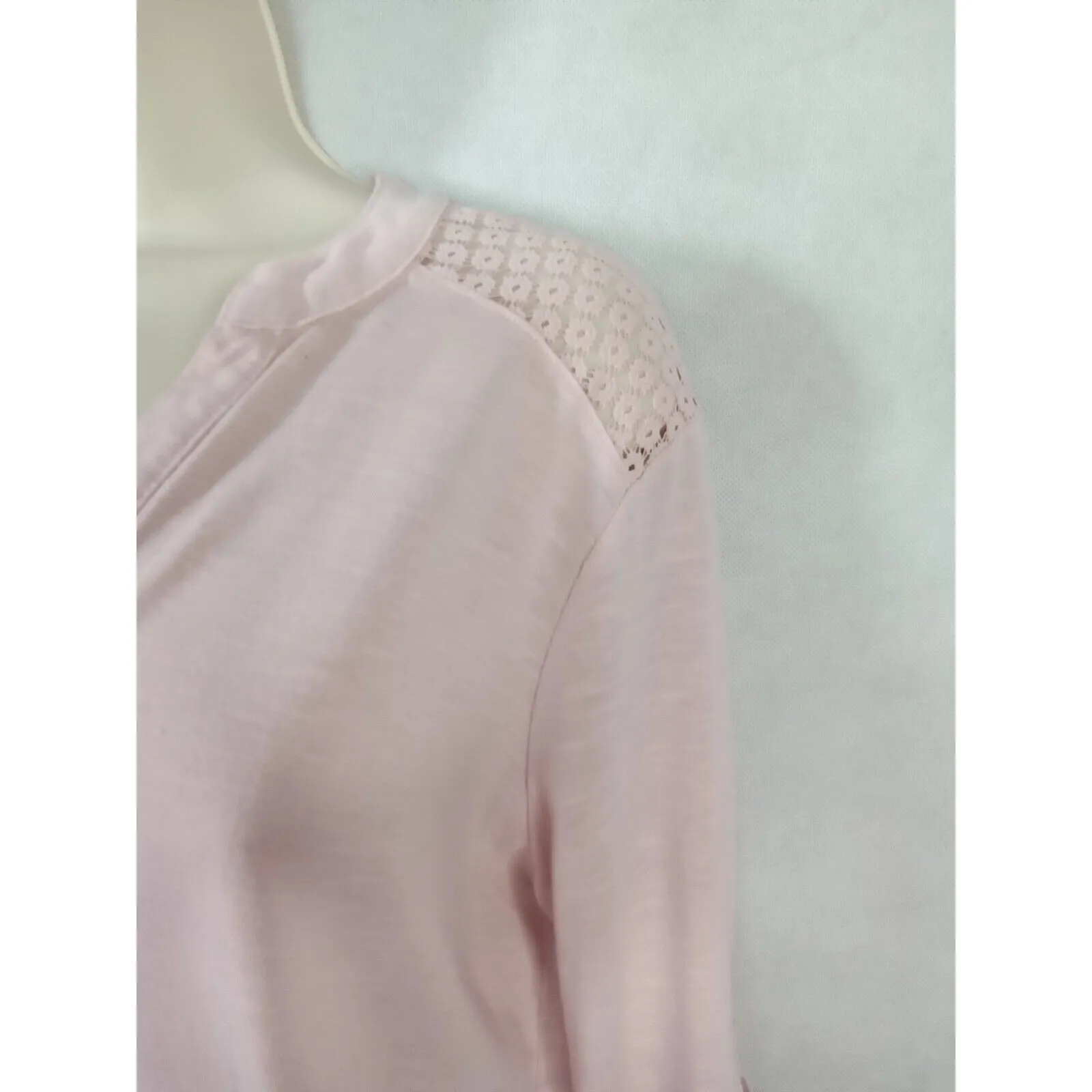 No Boundaries Women Large‎ Pink Roll Tab Sleeve Lace button pullover - Image 15