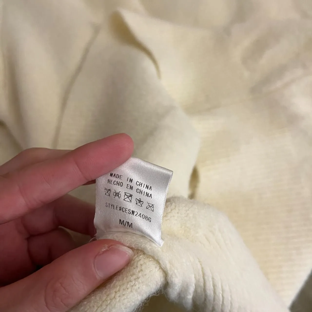 Adora Women's White Jumper Size M - Image 3